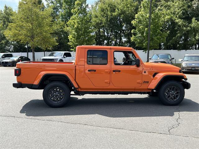 new 2025 Jeep Gladiator car, priced at $37,150