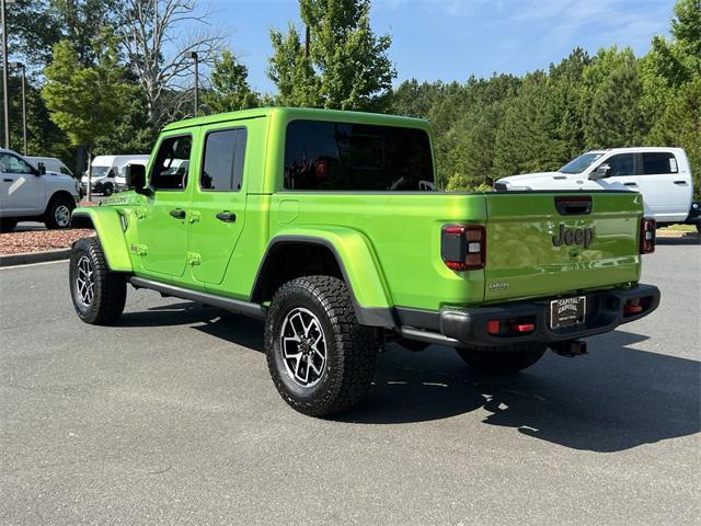 new 2025 Jeep Gladiator car, priced at $53,251