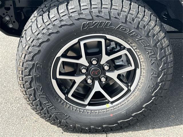new 2025 Jeep Gladiator car, priced at $49,400