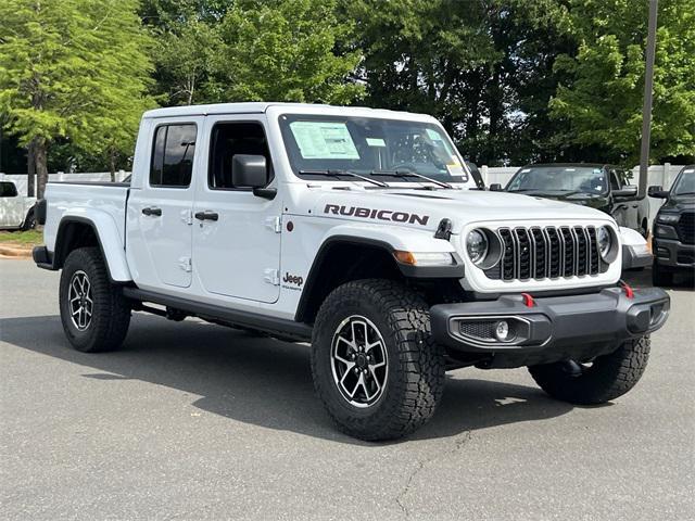 new 2025 Jeep Gladiator car, priced at $49,400