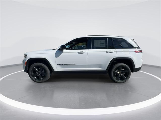 new 2025 Jeep Grand Cherokee car, priced at $40,760