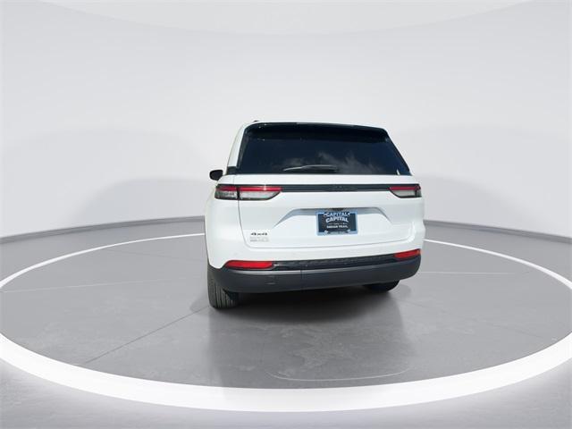 new 2025 Jeep Grand Cherokee car, priced at $40,760