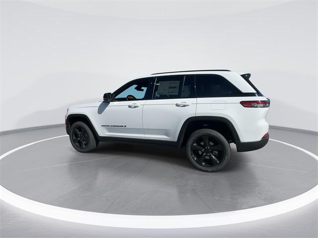 new 2025 Jeep Grand Cherokee car, priced at $40,760