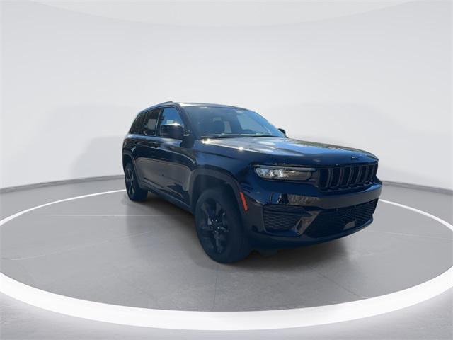 new 2025 Jeep Grand Cherokee car, priced at $40,125