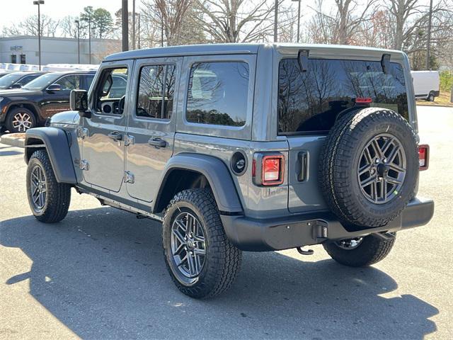 new 2025 Jeep Wrangler car, priced at $47,473