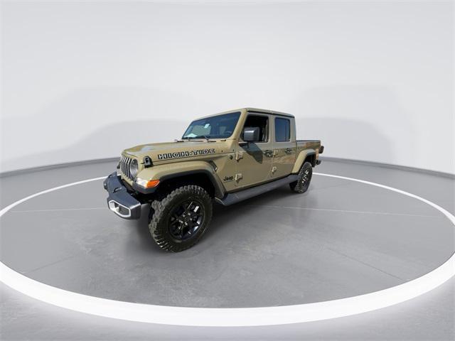new 2025 Jeep Gladiator car, priced at $42,352