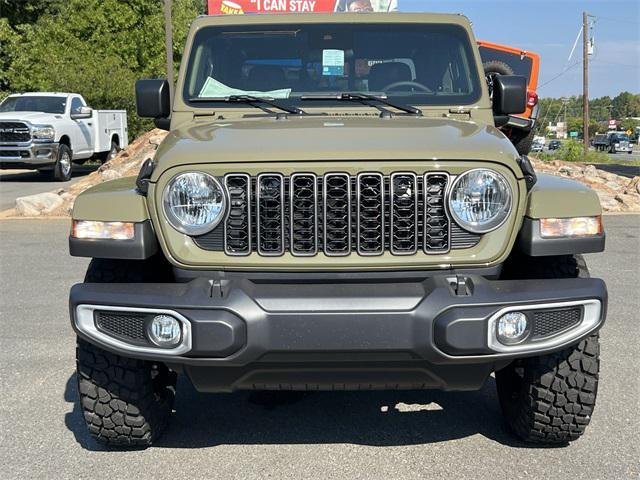 new 2025 Jeep Gladiator car, priced at $42,352