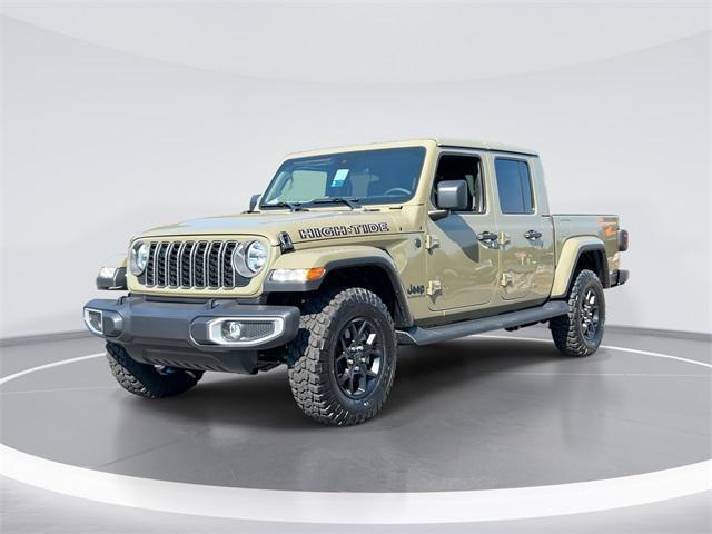 new 2025 Jeep Gladiator car, priced at $42,352