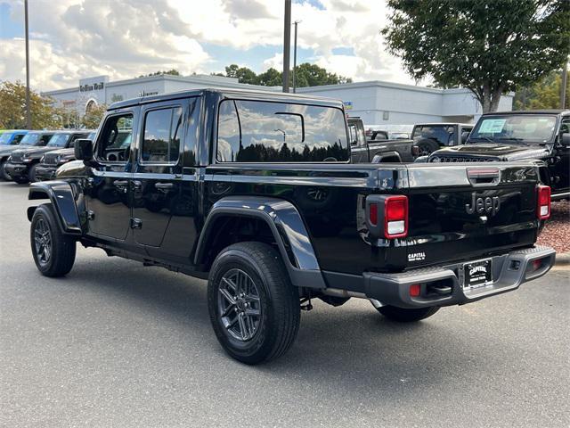 new 2025 Jeep Gladiator car, priced at $38,850