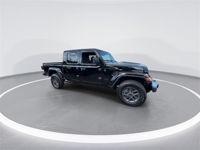 new 2025 Jeep Gladiator car, priced at $38,850