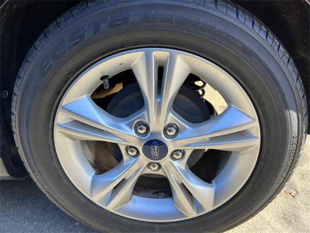 used 2014 Ford Focus car, priced at $5,885
