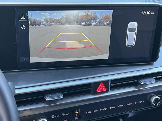 used 2025 Kia Sorento car, priced at $30,499