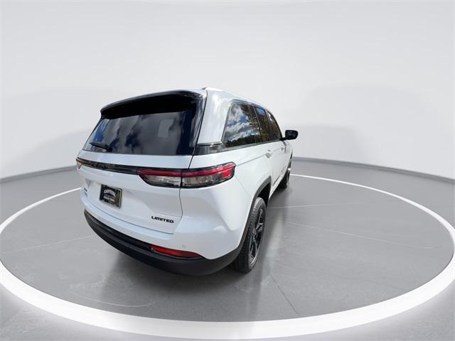 new 2025 Jeep Grand Cherokee car, priced at $42,635