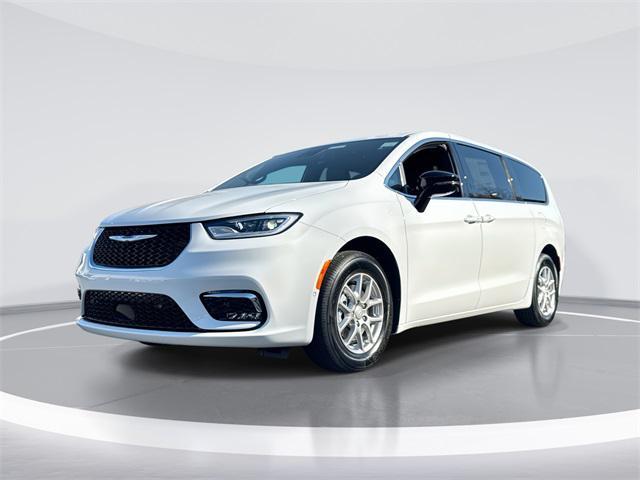 new 2026 Chrysler Pacifica car, priced at $40,788