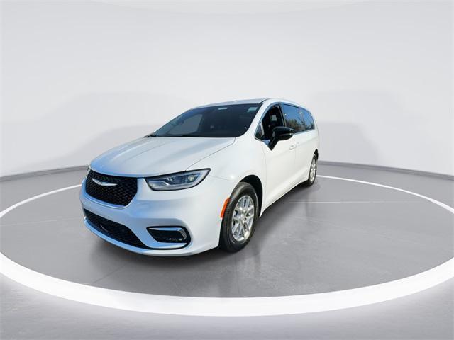 new 2026 Chrysler Pacifica car, priced at $40,788