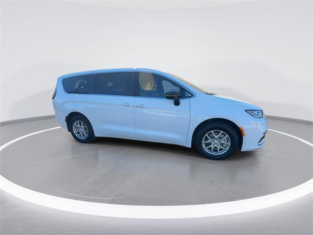 new 2026 Chrysler Pacifica car, priced at $40,788