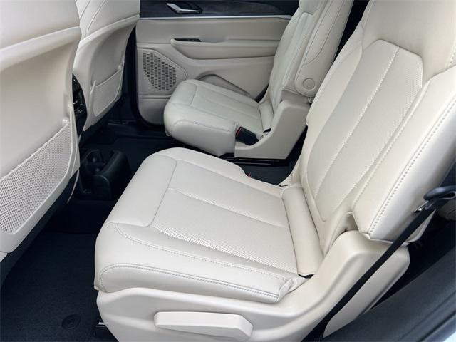 new 2025 Jeep Grand Cherokee L car, priced at $44,935