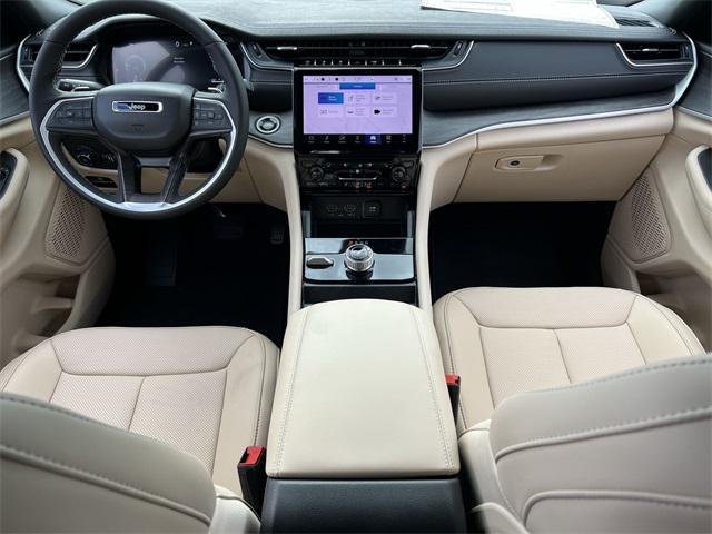 new 2025 Jeep Grand Cherokee L car, priced at $44,935