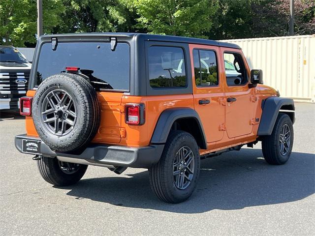new 2025 Jeep Wrangler car, priced at $44,187