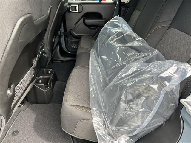 new 2025 Jeep Gladiator car, priced at $44,990