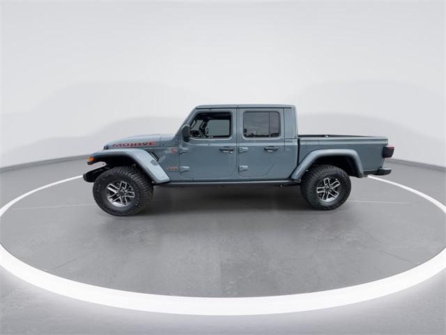 new 2025 Jeep Gladiator car, priced at $44,990