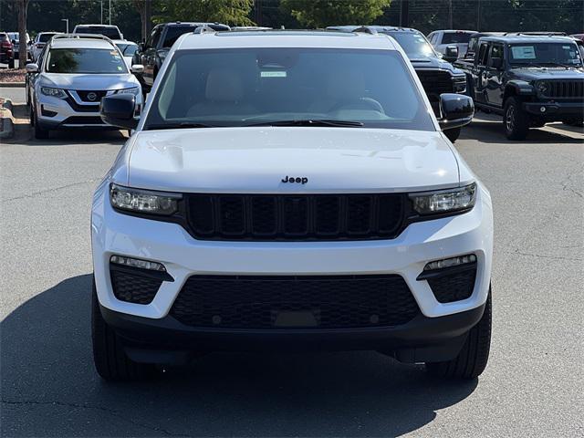 new 2025 Jeep Grand Cherokee car, priced at $48,673