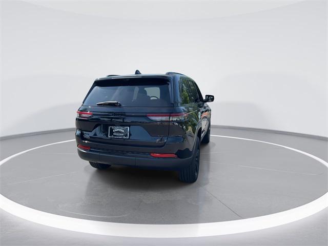 new 2025 Jeep Grand Cherokee car, priced at $44,973