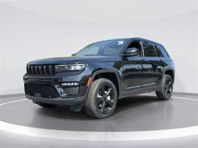 new 2025 Jeep Grand Cherokee car, priced at $44,973