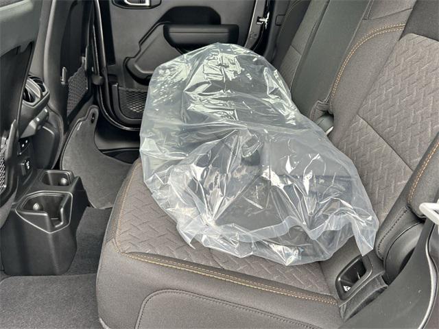 new 2025 Jeep Gladiator car, priced at $44,990