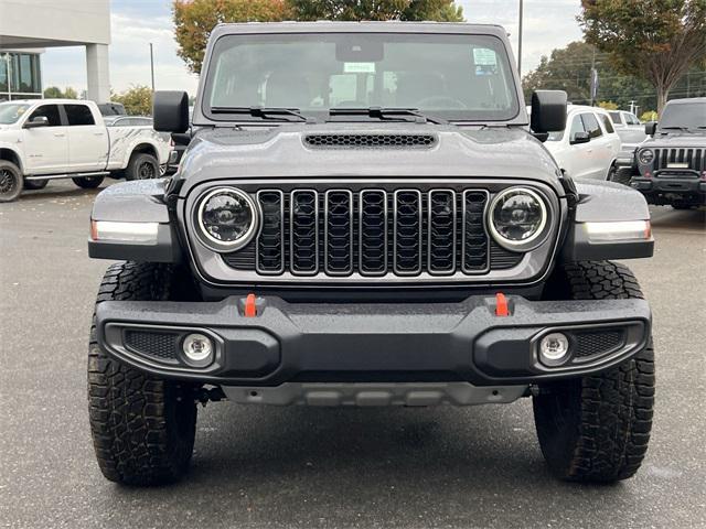 new 2025 Jeep Gladiator car, priced at $44,990