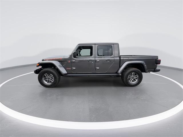 new 2025 Jeep Gladiator car, priced at $44,990