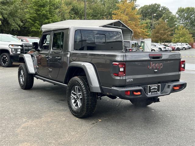 new 2025 Jeep Gladiator car, priced at $44,990