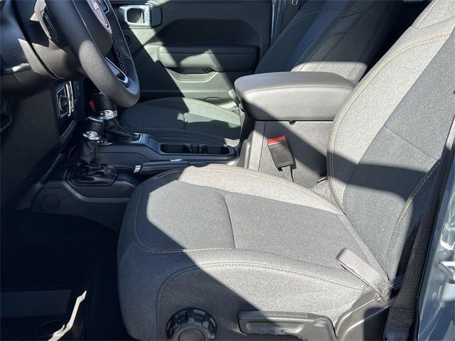 new 2026 Jeep Wrangler car, priced at $47,063