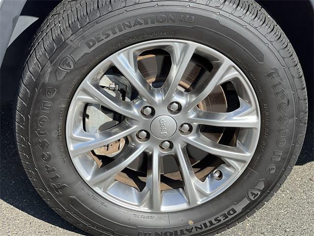 used 2021 Jeep Cherokee car, priced at $17,820