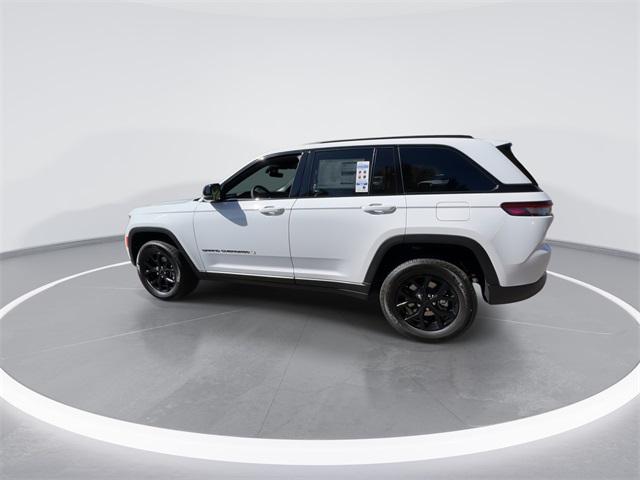 new 2025 Jeep Grand Cherokee car, priced at $37,885