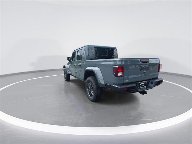 new 2025 Jeep Gladiator car, priced at $38,145