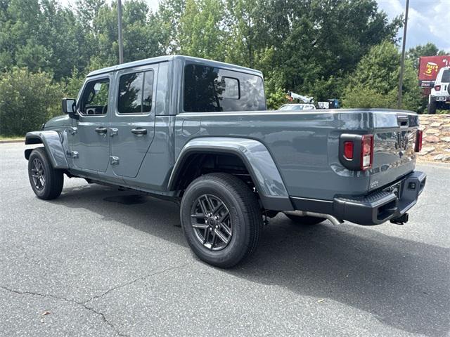 new 2025 Jeep Gladiator car, priced at $38,145