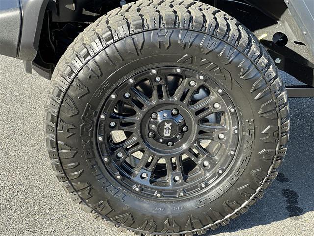 new 2025 Jeep Wrangler car, priced at $47,750
