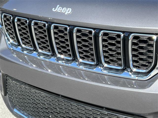 new 2025 Jeep Grand Cherokee car, priced at $48,245