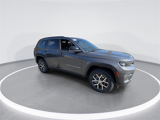 new 2025 Jeep Grand Cherokee car, priced at $48,245