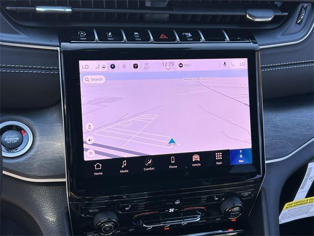 new 2025 Jeep Grand Cherokee car, priced at $48,245