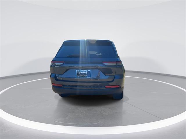 new 2025 Jeep Grand Cherokee car, priced at $39,625