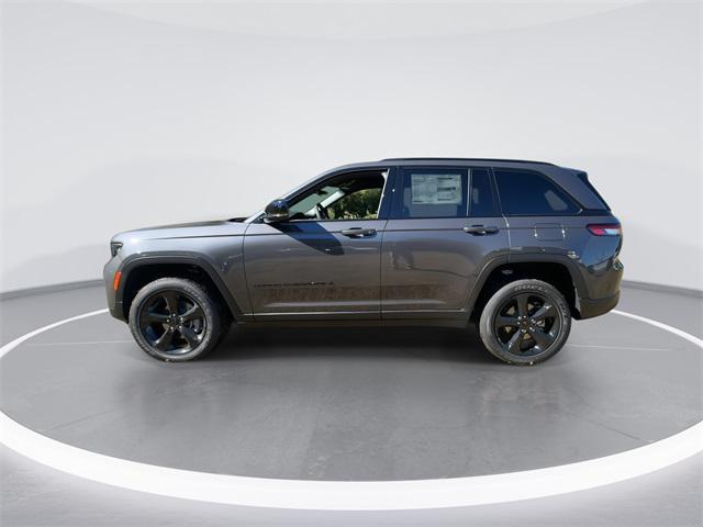 new 2025 Jeep Grand Cherokee car, priced at $39,625