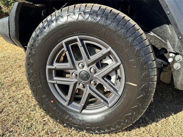 new 2026 Jeep Wrangler car, priced at $44,022