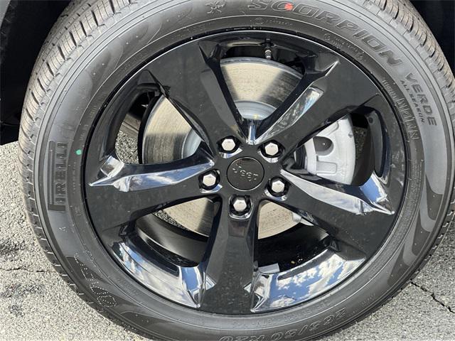 new 2025 Jeep Grand Cherokee L car, priced at $47,260