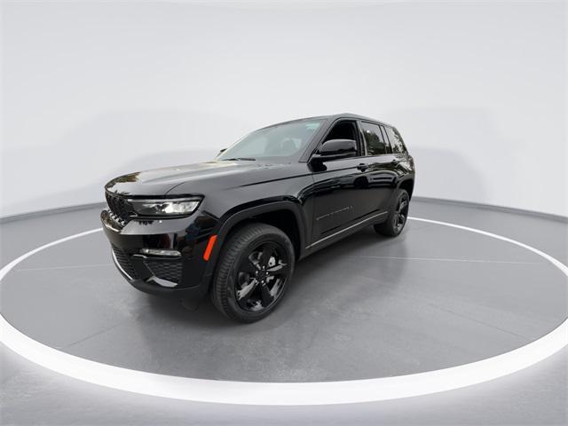new 2025 Jeep Grand Cherokee car, priced at $42,735
