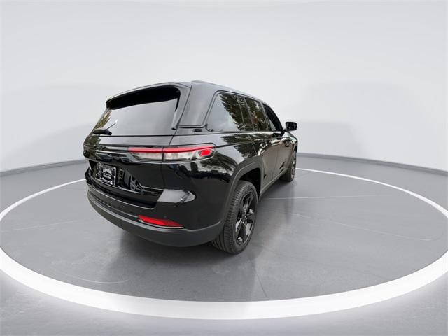 new 2025 Jeep Grand Cherokee car, priced at $42,735