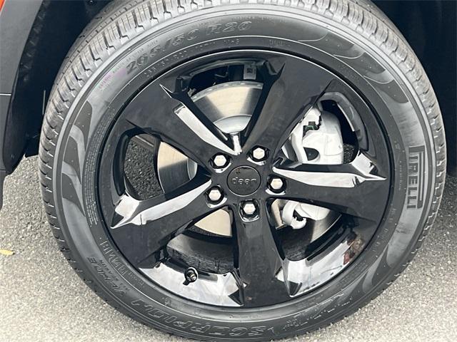 new 2025 Jeep Grand Cherokee car, priced at $42,735