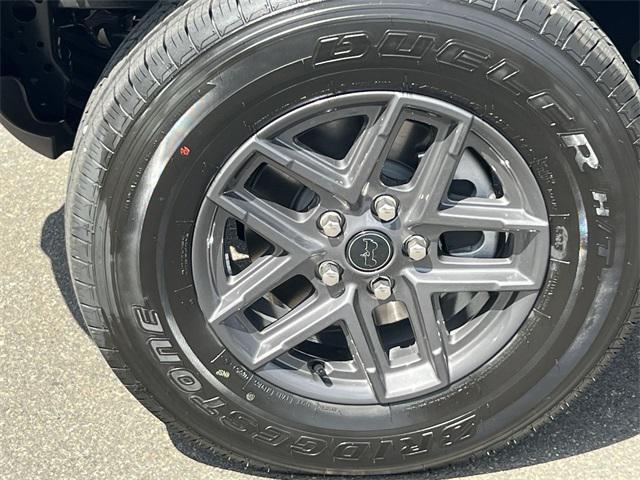 new 2025 Jeep Gladiator car, priced at $38,850