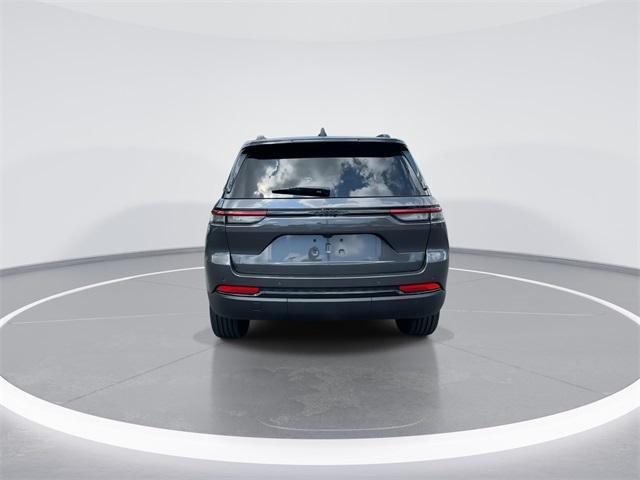 new 2025 Jeep Grand Cherokee car, priced at $37,038